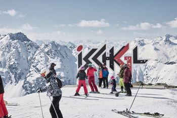 Mit einer Lage bis auf 2800 Meter gilt Ischgl als eines der schneesicherten Nichtgletschergebiete in Österreich.
