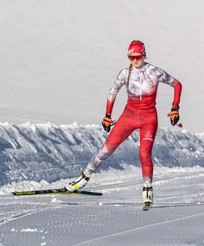 Für die Entwicklung der Rennanzüge hat sich LÖFFLER Inspiration bei der Formel 1 geholt.