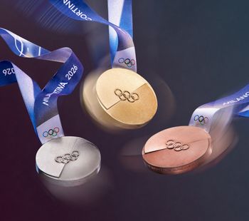 Jede Medaille hat einen Durchmesser von 80mm. Die Goldmedaille ist mit 506 Gramm am schwersten.