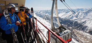Die 80er-Kabinen-Seilbahn befördert bis zu 800 Personen pro Stunde auf den Schnalstaler Gletscher.