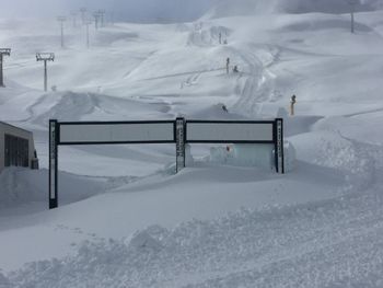 Neuschneemassen am Giggijoch in Sölden.^
