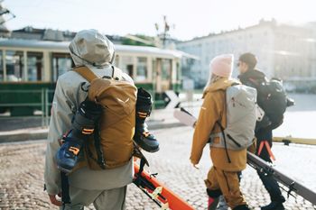 Die vielseitigen Produkte der Kollektion eignen sich auch zur Anreise.