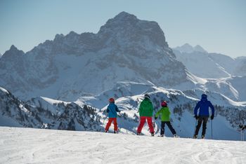 Der Diedamskopf bietet breite Familienabfahrten aber auch steile Pisten.