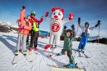 Groß ist die Freude am Monte Popolo in Eben über die erste Gondelbahn im Familienskigebiet.
