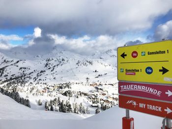 Die Skirunden sind überall im Skigebiet gut ausgeschildert und nicht zu verfehlen.