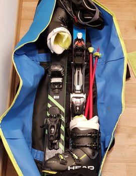 To prevent damage from the equipment, the luggage should be padded.