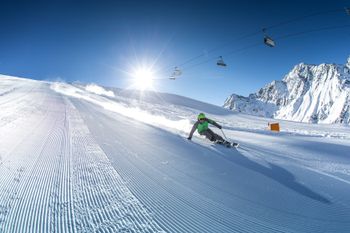 St. Jakob ist ein echter Geheimtipp und besticht mit ruhigen sanften Pisten und traumhafter Aussicht.