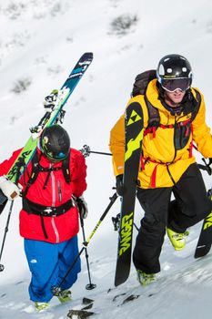 Ohne richtige Kleidung wirst du schnell frieren.