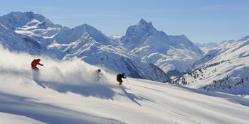 Zahlreiche Skirouten finden Skifahrer in St. Anton am Arlberg.