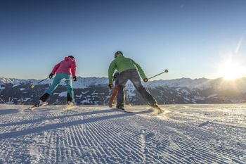 Als Erster auf der Piste - davon träumt jeder leidenschaftliche Skifahrer.