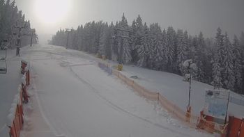 Viele Skigebiete in Polen haben derzeit reichlich Naturschnee, wie hier in Karpacz.