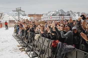Tausende Besucher genossen auch heuer wieder Musik, Sonne und Alpenpanorama bei den 