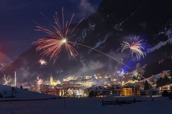 In Ischgl startet das neue Jahr mit einem Klangfeuerwerk.