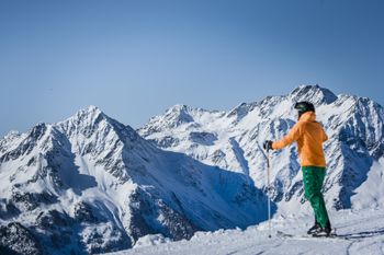 Die höchste Ermäßigung unter den Südtiroler Skigebieten bietet die Skiworld Ahrntal.