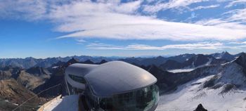 Um 7 Uhr startet der Skibetrieb am Samstag an der Wildspitzbahn.