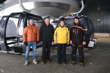 Bernhard Schöpf, Geschäftsführer der Imster Bergbahnen, Gebi Mantl, Aufsichtsratsvorsitzender der Imster Bergbahnen, Bürgermeister Stefan Weirather und Christian Schnöller, Imst Tourismus (von rechts).