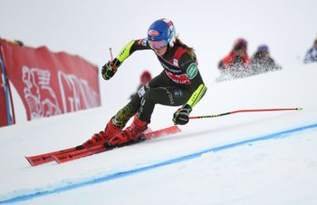 Sieg für Mikaela Shiffrin im ersten Riesenslalom am Dienstag.