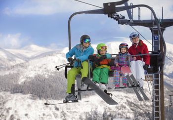 Skispaß pur: Mit dem Czech Skipass erkundest du 23 Skigebiete