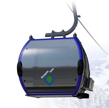 Komfortable 10er-Kabinen bringen Wintersportler zukünftig von Tulfes zur Mittelstation Halsmarter.