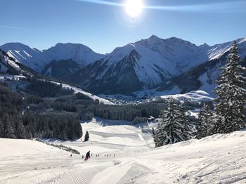 Von der Bergstation des Thanellerkarlifts hat man einen wunderbaren Blick auf Berwang.