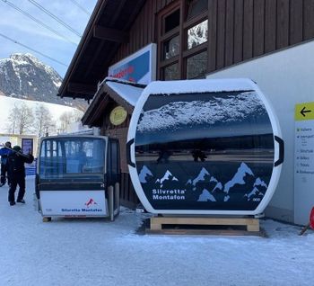 The new gondolas offer significantly more space than the cabins of the old Valisera cable car.