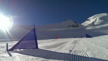 Auf den Trainingspisten kannst du internationalen Profis beim Sommertraining zusehen.