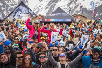 Rund geht's in Sölden bei den zahlreichen Après-Ski-Partys