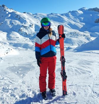 Mit kürzeren Skiern ist die Kurzschwung-Technik einfacher auszuführen.