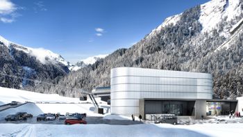 Die neue Talstation der "3S Eisgratbahn" (im Bild) am Stubaier Gletscher befindet sich 600 Meter unterhalb der bestehenden Talstation Mutterberg.