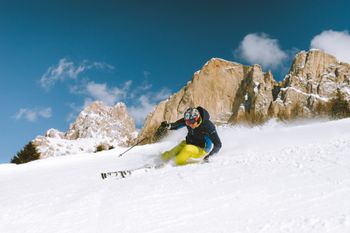 Umrunde die Latemar-Bergkette auf der Latemar Ronda.
