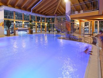 Tirol Camp Fieberbrunn - Panorama Hallen/Freibad