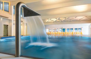 neu renoviertes Hallenbad Quellalpin in Feichten
