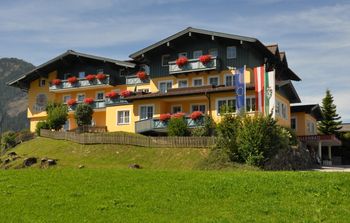Apparthotel Bliem im Sommer