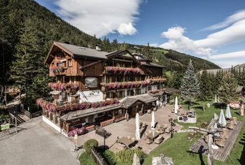 Detaillierte Infos zur Unterkunft Aqua Bad Cortina - Hotel und Mineralbäder