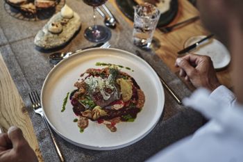 Abends erwartet Gäste ein 5-Gang-Wahlmenü.