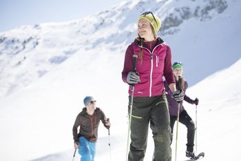 Morgens Skitour, abends Sport Spa - klingt gut?