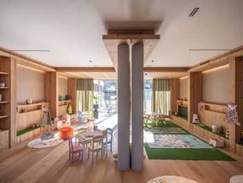 Der neue Family-Room garantiert Spiel und Spaß mit deinen Kindern.