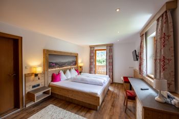 Doppelzimmer mit Balkon