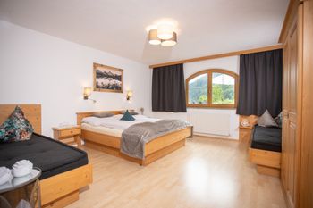 4-Bett Zimmer