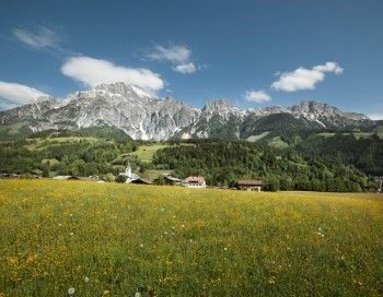 Leogang mit seinen Steinbergen