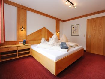 Apart Zimalis in Galtür Tirol bei Ischgl-Paznaun, Schlafzimmerbeispiel