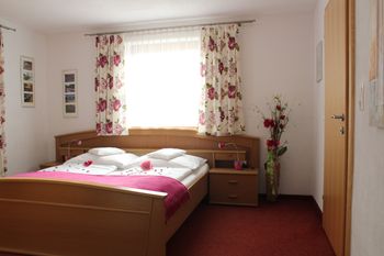 Doppelzimmer mit Dusche /WC