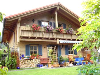 Gartenansicht Haus Weingärtner