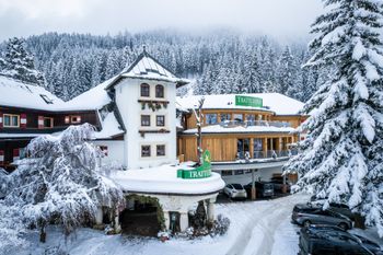 Detaillierte Infos zur Unterkunft Hotel GUT Trattlerhof & Chalets