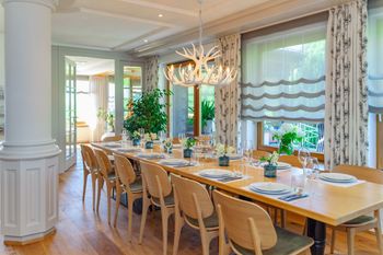 Tafel in der Bergseele Living room