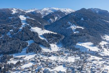 Hotel Kirchboden und Wagrain im Winter