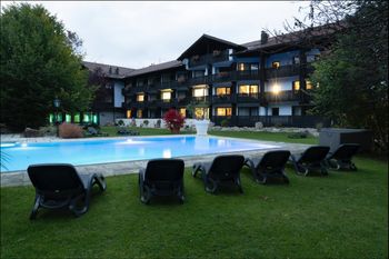 Gartenanlage Aussenpool