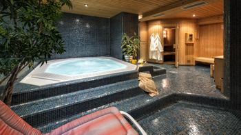 Whirlpool - Sauna Spa.