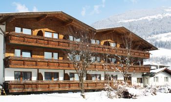 Aussenansicht - first mountan Hotel Zillertal
