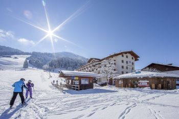 Landhotel Tirolerhof neben der Skipiste